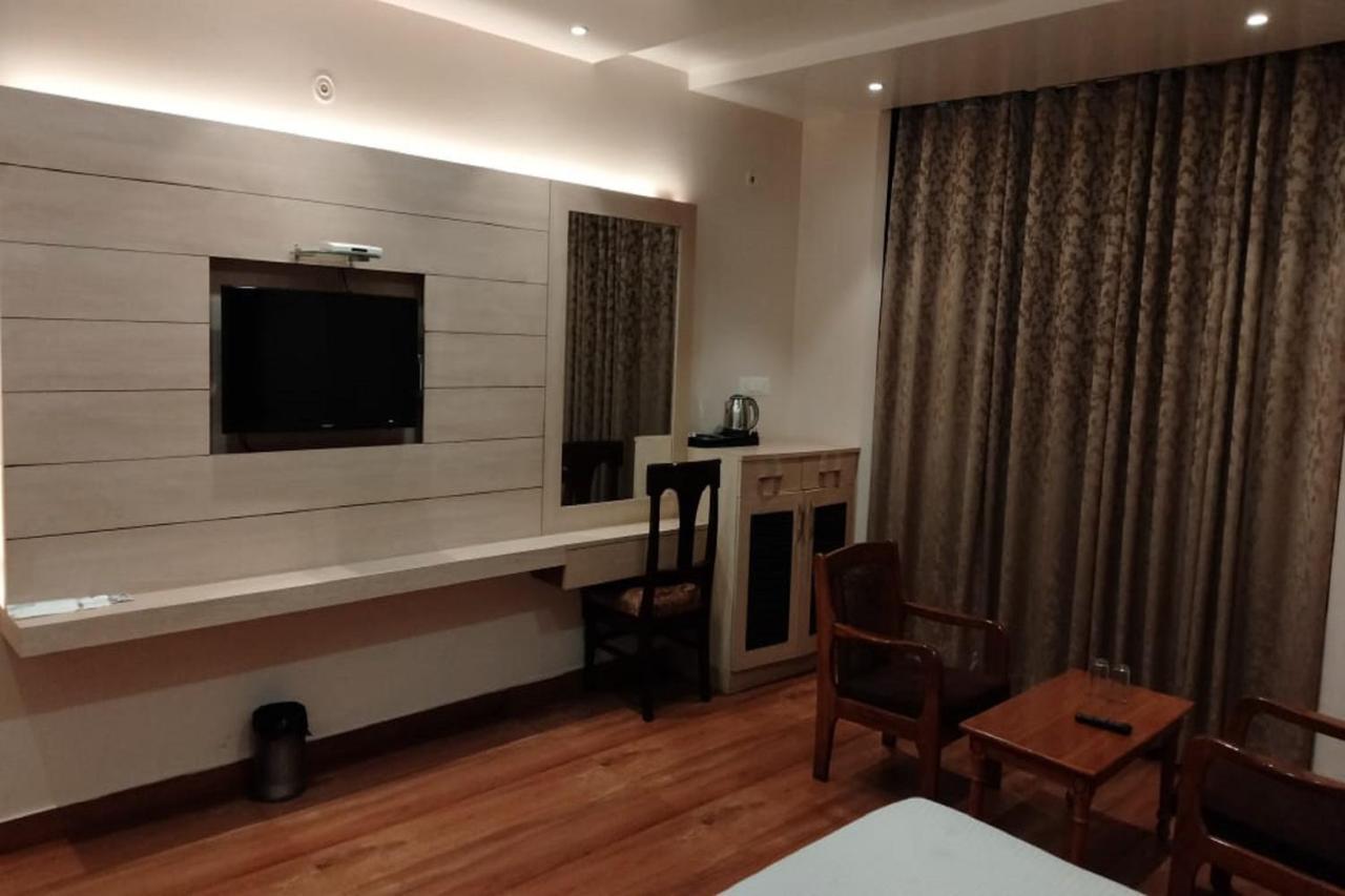 Hotel Park Regency جوراكبور المظهر الخارجي الصورة