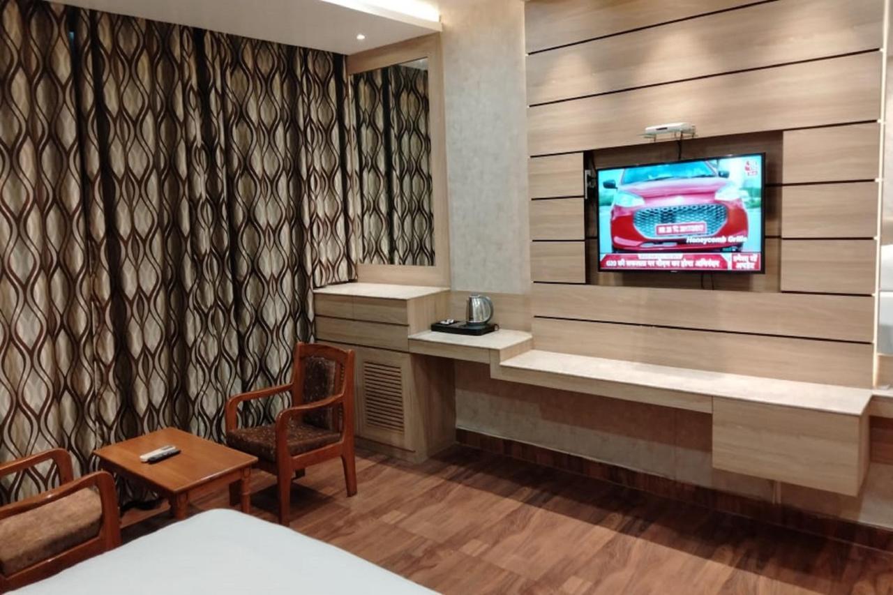 Hotel Park Regency جوراكبور المظهر الخارجي الصورة