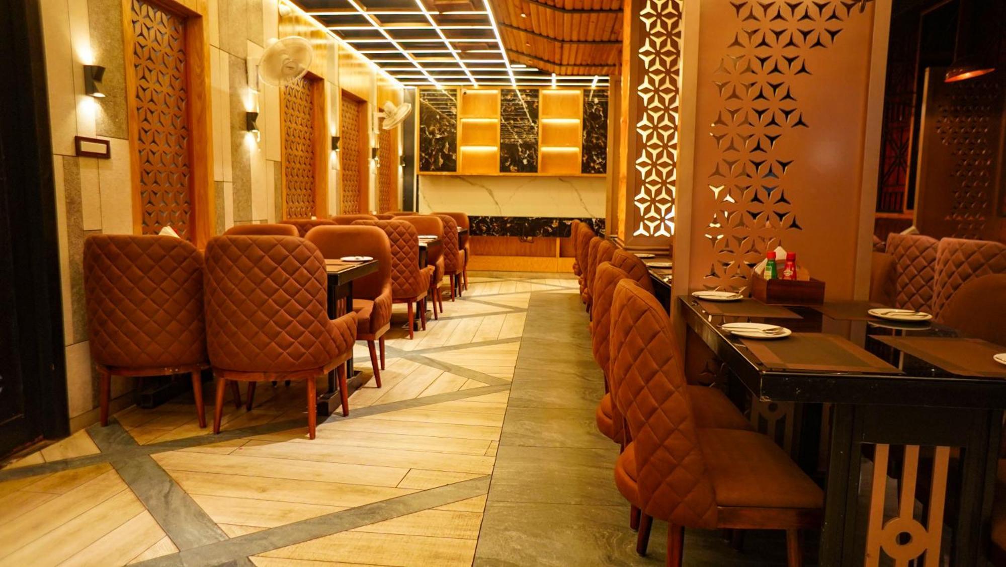 Hotel Park Regency جوراكبور المظهر الخارجي الصورة
